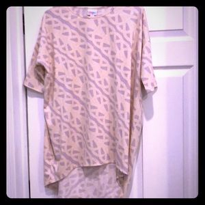 Lularoe top